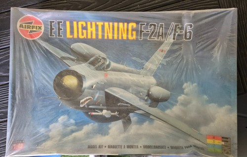 Maquette avion ee - maquette,