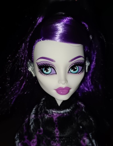 Poupée monster high - monster,