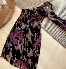 robe guess Los Angeles T Xs 1