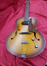 Guitare acoustique électrique