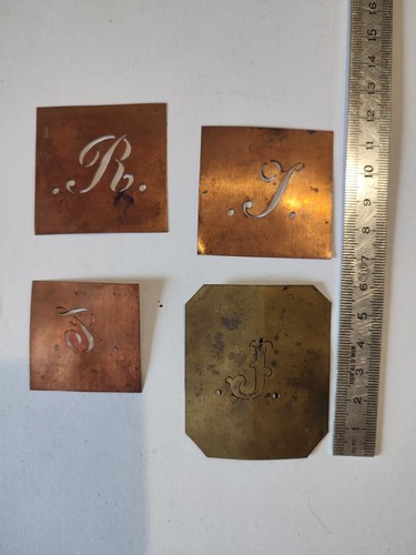 Lot pochoirs anciens - pochoirs,