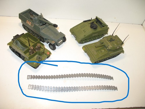 C24 dinky toys chenille - dinky,