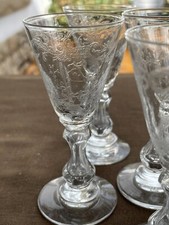 LOT 6 VERRES A LIQUEUR CRISTAL