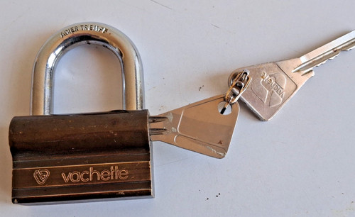 Cadenas vachette acier - cadenas,