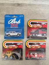 Lot de 4 anciennes voitures