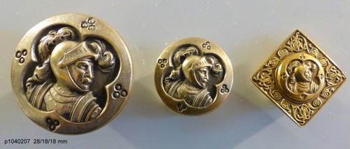 Lot boutons anciens - 3,