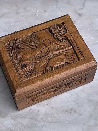 Ancien coffret bois - en,