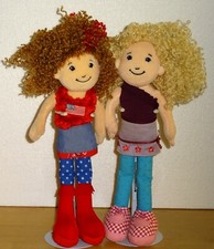 Groovy Girls Vanessa 2002 & Kelsey 2001 in original clothing
