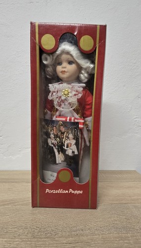 Poupée artiste porcelaine - poupée,