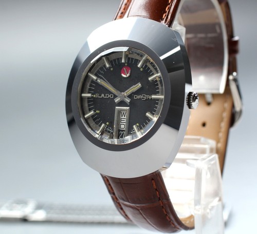 Presque comme neuve - **, montre
