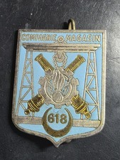 Matériel . 618° CM - 618°