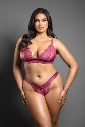 Fantasy lingerie queen - lingerie, domina