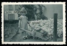 Blonde Girl Before August Wolf Garden Tools Sign At House - Photo 9x6cm