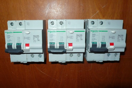 Disjoncteur differentiel 32a - differentiel,