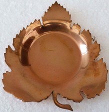 SOUCOUPE DESSOUS DE BOUTEILLE