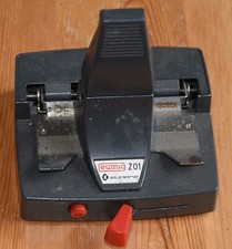 Colleuse Super 8 Eumig Z 01