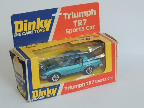 Vrai dinky 211 - -, triumph