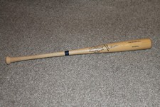 HOYT WILHELM AUTOGRAPHED MCLAUGHLIN MILLARD ADIRONDACK 302 BAT