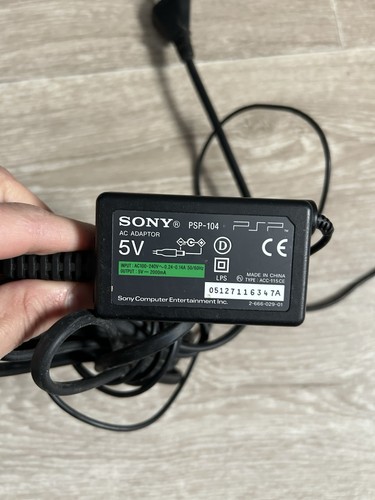 Chargeur sony psp officiel - sony,