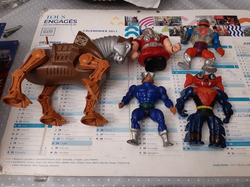 Lot figurines maitres - lot,