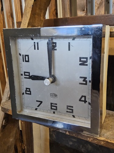 Ancienne horloge usine - d’usine, /
