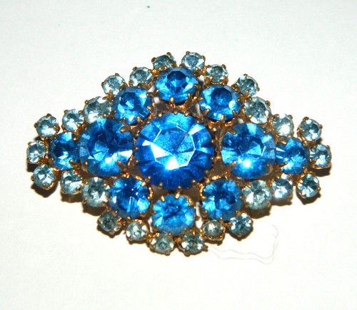 Superbe broche vintage avec - superbe,