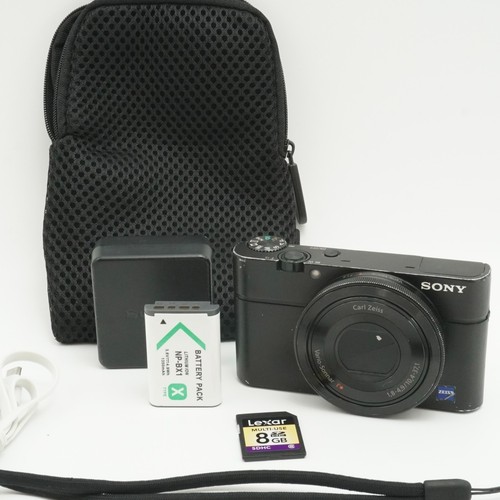 Appareil photo numérique 20,2