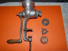 hachoir à viande manuel