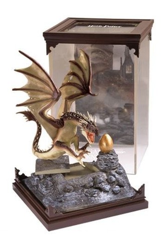 Figurine hongroise horntail - figurine,
