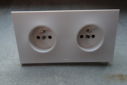 Prise double legrand neptune - double,
