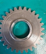 Pignon de boîte vitesses 3s28