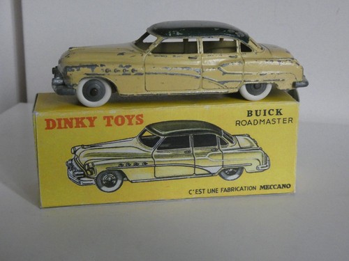 Voiture miniature dinky toys - miniature,