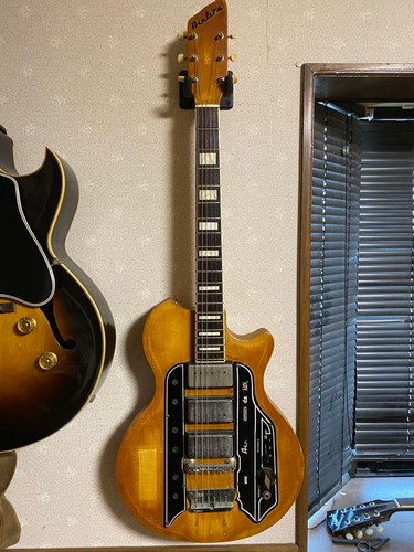 Vintage guitar airline - guitar,