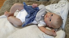 bébé reborn eveillé Evan
