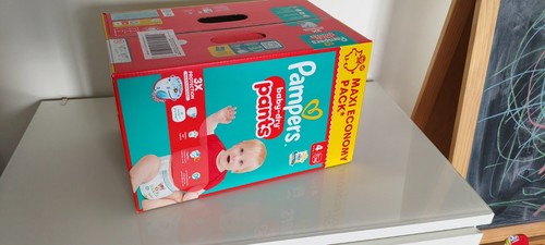 Lot couches pampers - 94,