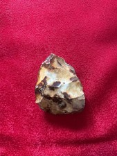 PREHISTOIRE: biface en silex