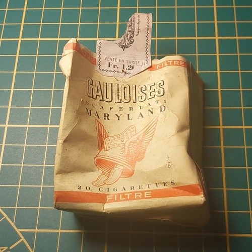 Gauloises paquet cigarettes - de,