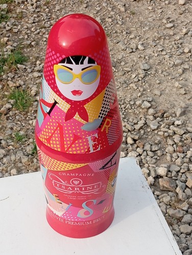 Boite vide poupee russe - poupee,