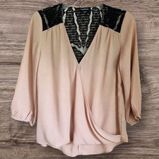 BEBE Womens Top One Snap Black Geometric Eye Lit Lace Beige Blouse On Back Small