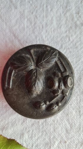 Ancienne petite boite etain - petite,