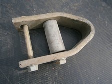 Etrier pour pinces de tirage