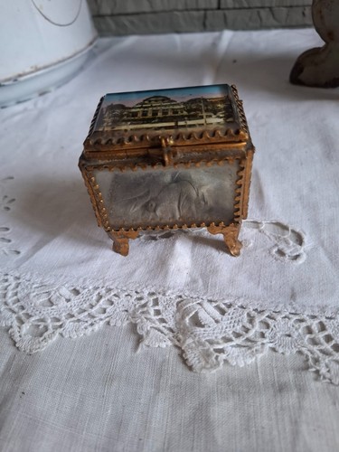 Ancienne petite boite - ancienne,