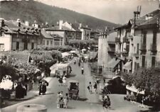 SAINT-JEAN-PIED-DE-PORT - Place Charles Floquet and marketplace