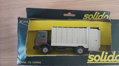 Solido camion mercedes - solido,