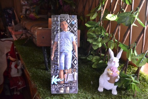 Poupee neuve barbie - neuve,