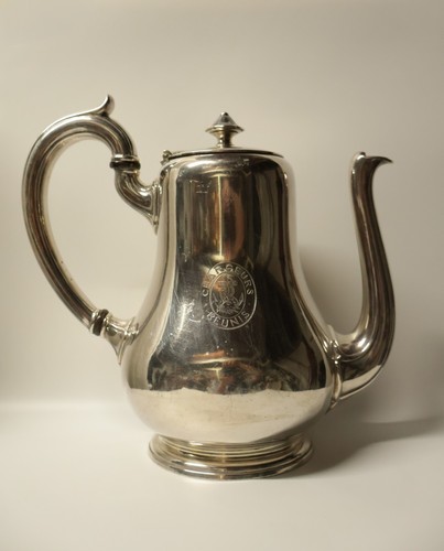 Ancienne grande cafetière - ancienne,