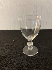 Verres à vin blanc modèle Saint Hubert en cristal Lalique