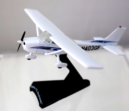 Cessna 172 skyhawk scale - cessna,