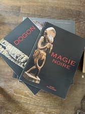 2 catalogues d'expo de la