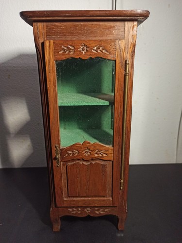 Maison poupée vitrine - de,